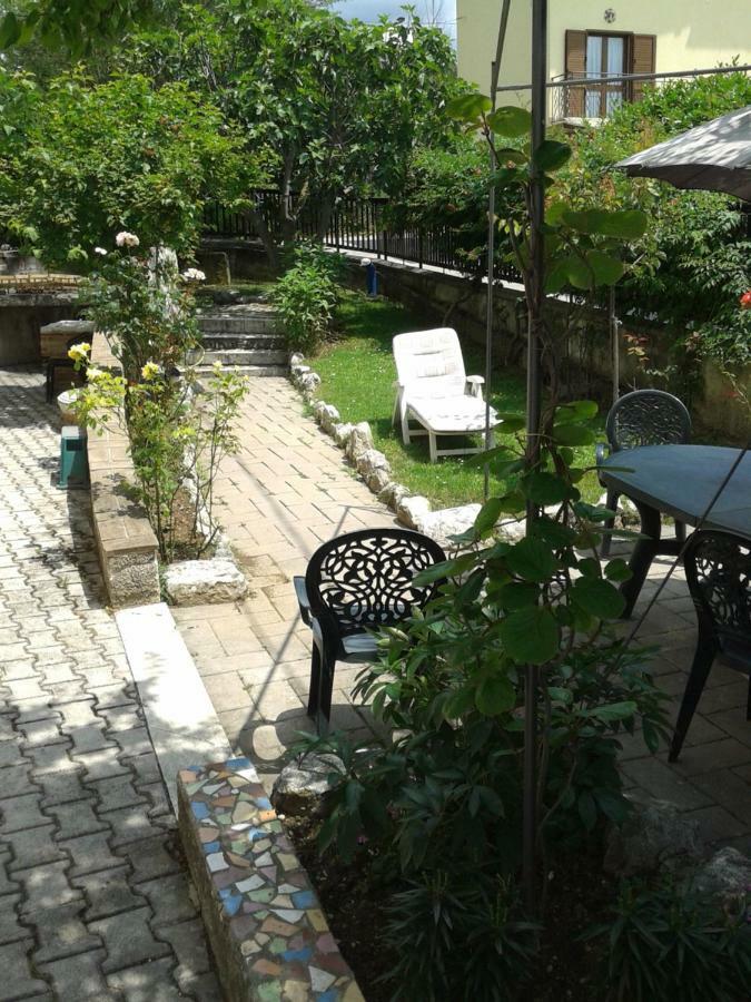 Bed & Breakfast Da Charlie LʼAquila Zewnętrze zdjęcie