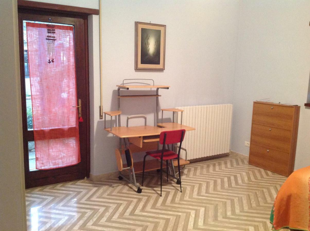 Bed & Breakfast Da Charlie LʼAquila Zewnętrze zdjęcie