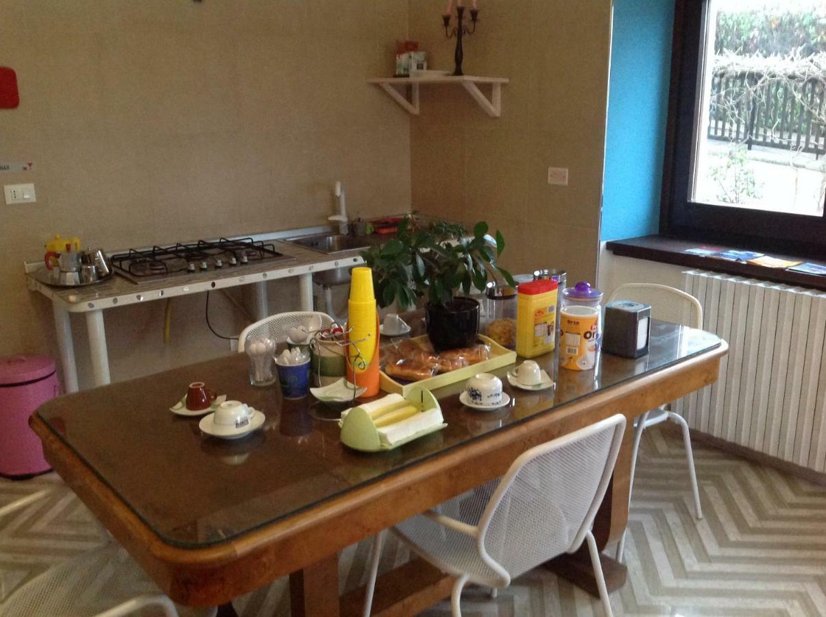 Bed & Breakfast Da Charlie LʼAquila Zewnętrze zdjęcie
